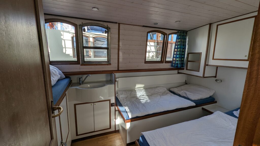 PXL_20240826_065254959